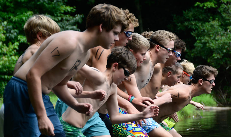 The exciting start to the 2019 Ironman!