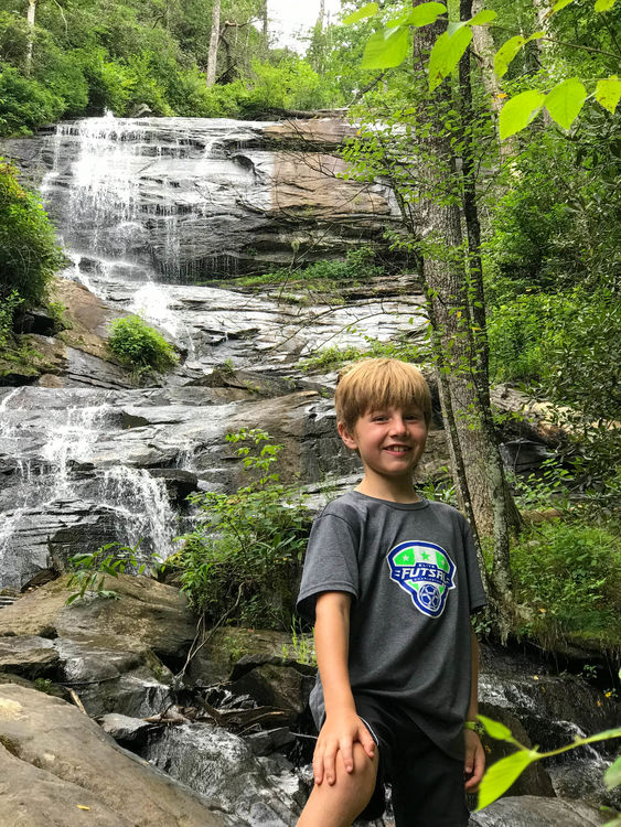 Day hike to Falling Creek Falls!