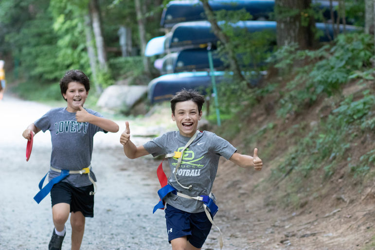 Two thumbs up for weekends at camp!