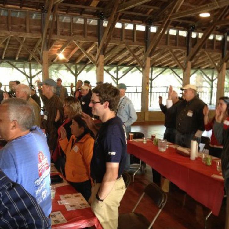 Crom taking the oath to become an official Kansas City Barbeque Society Judge