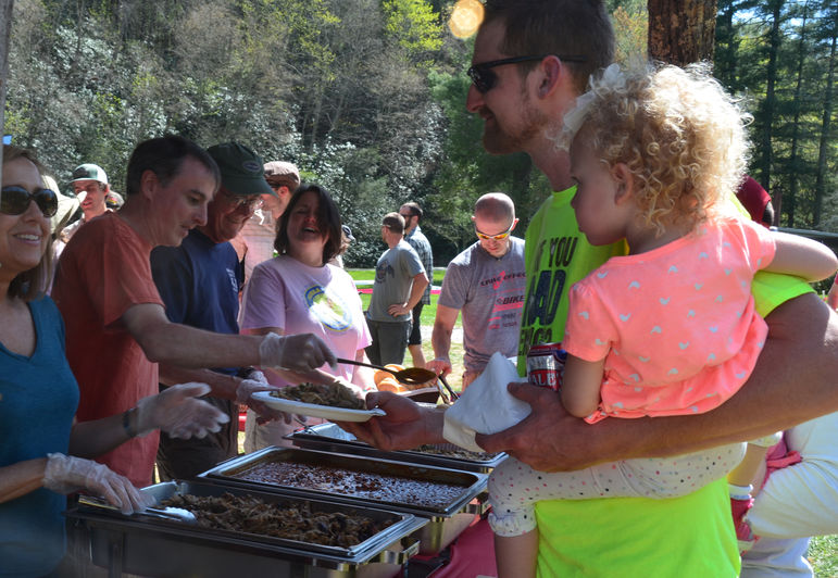 Donnie ‘K-wood’ Kirkwood, of Sycamore Cycles, is served some delicious food from Hubba Hubba Smokehouse