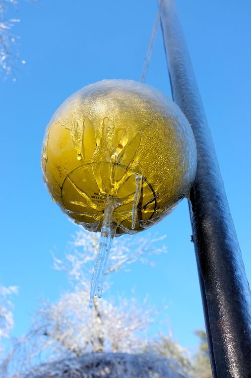 That would be a frigid game of Tetherball